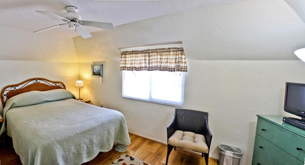 Night Swan Intracoastal Bed & Breakfast Ню Смирна Бийч Екстериор снимка