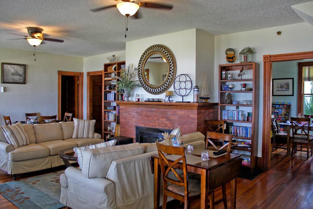 Night Swan Intracoastal Bed & Breakfast Ню Смирна Бийч Екстериор снимка