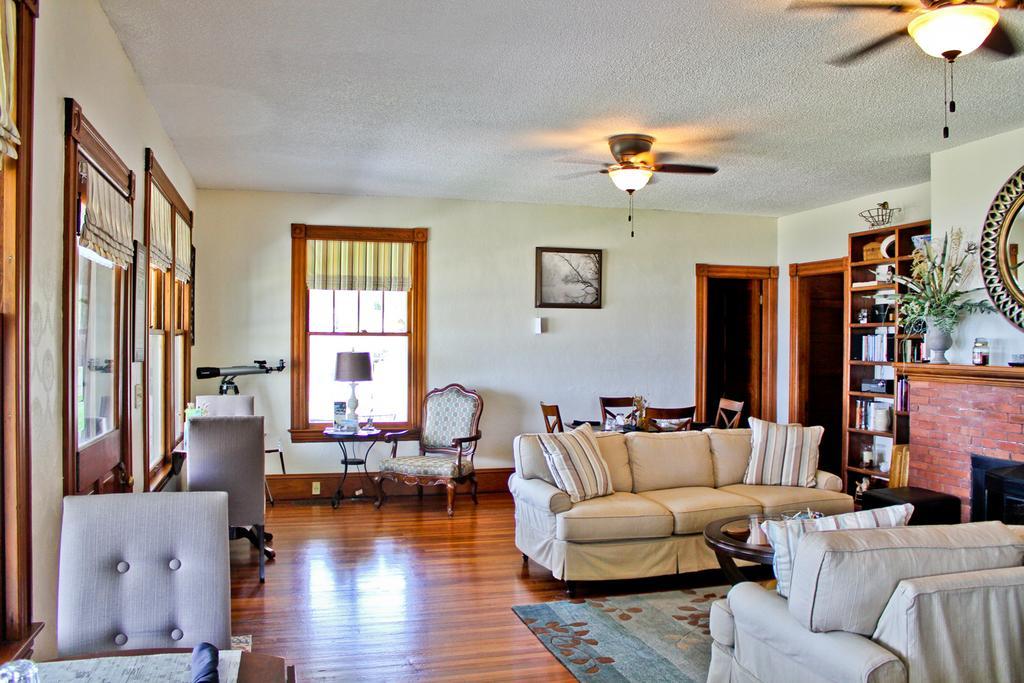 Night Swan Intracoastal Bed & Breakfast Ню Смирна Бийч Екстериор снимка