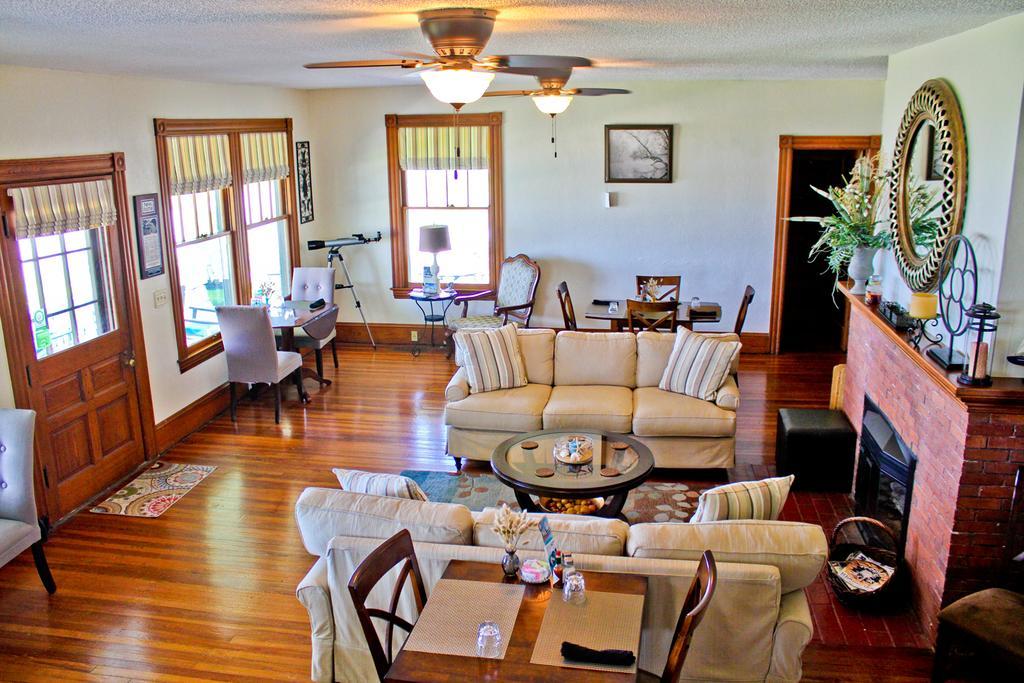 Night Swan Intracoastal Bed & Breakfast Ню Смирна Бийч Екстериор снимка