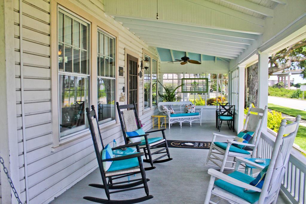 Night Swan Intracoastal Bed & Breakfast Ню Смирна Бийч Екстериор снимка