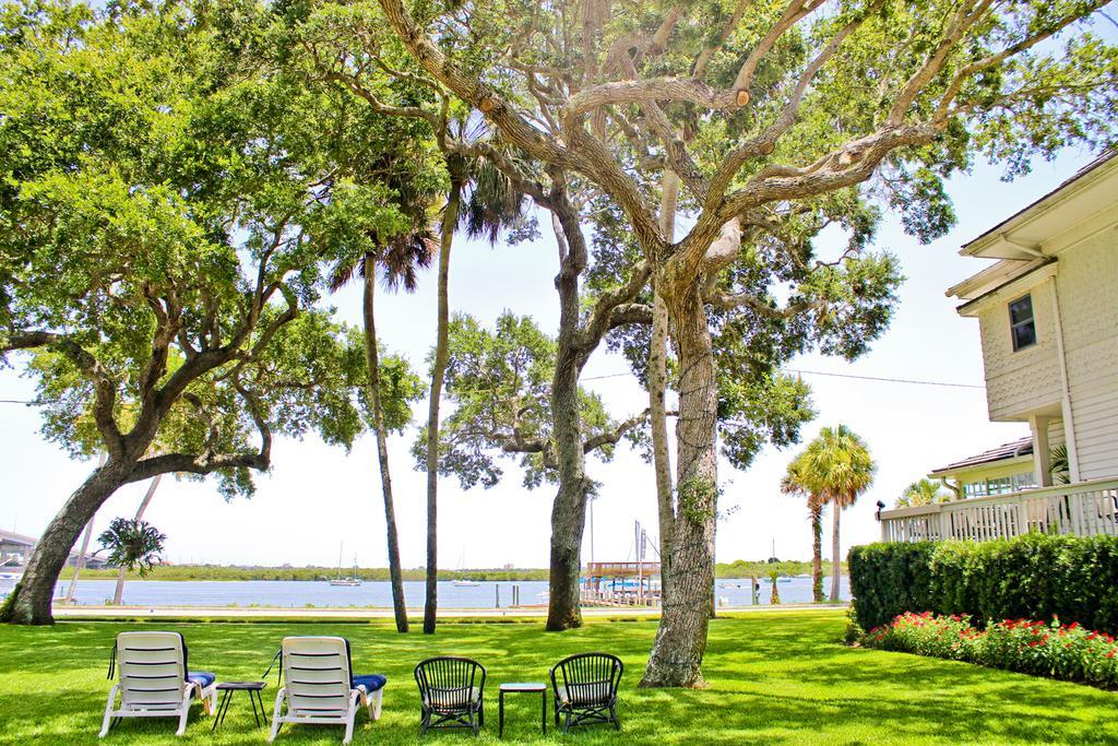Night Swan Intracoastal Bed & Breakfast Ню Смирна Бийч Екстериор снимка