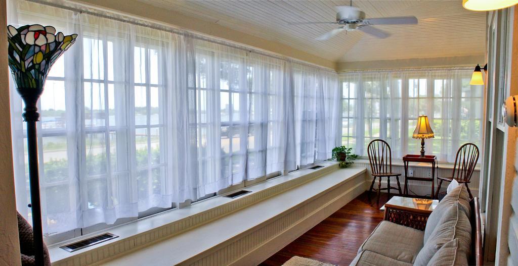 Night Swan Intracoastal Bed & Breakfast Ню Смирна Бийч Екстериор снимка
