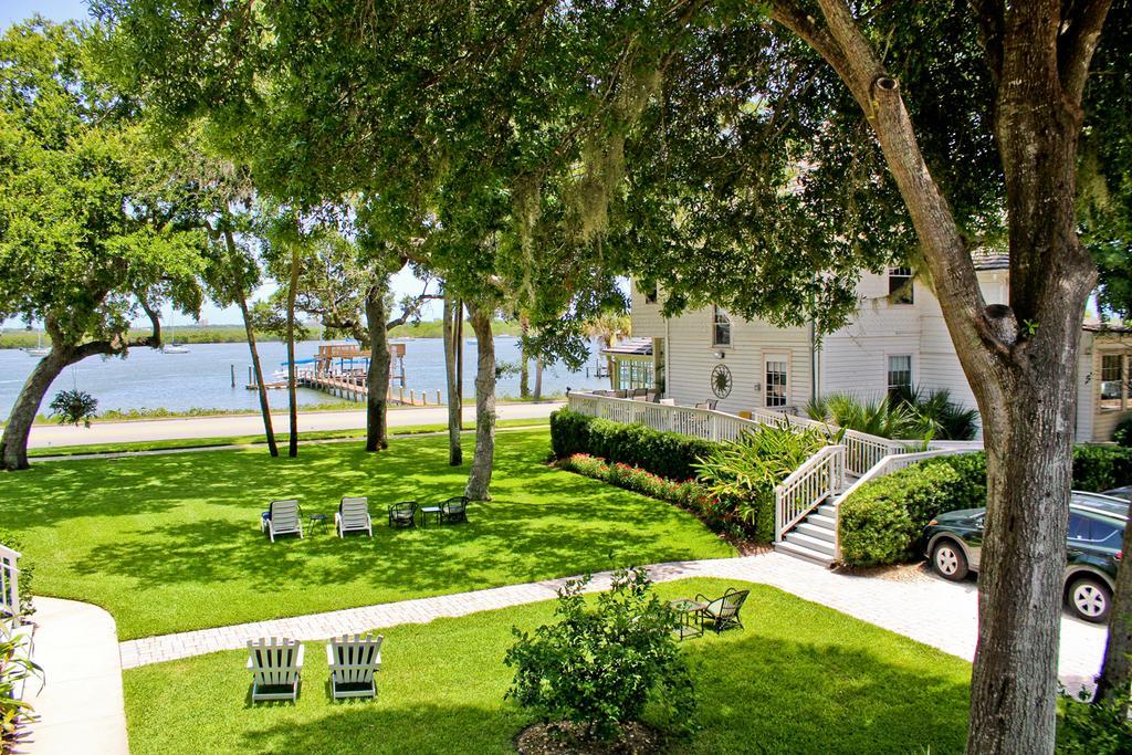 Night Swan Intracoastal Bed & Breakfast Ню Смирна Бийч Екстериор снимка