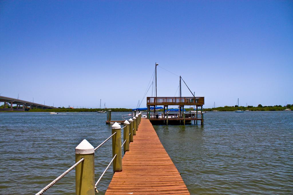 Night Swan Intracoastal Bed & Breakfast Ню Смирна Бийч Екстериор снимка